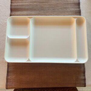 - 7 Vintage Tupperware Divided Meal Trays 1535 Almond Beige - Cafeteria St…